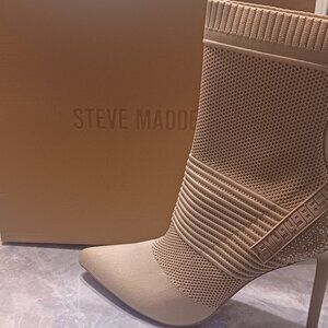 Steve Madden boots